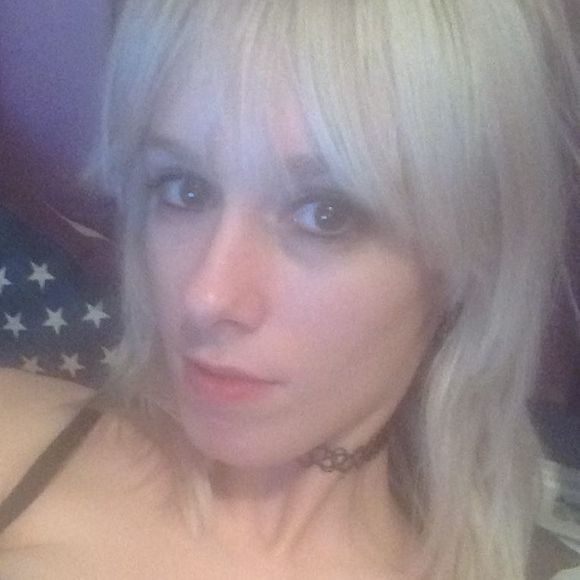 Meet your Posher, Samantha - Picture 1 of 1